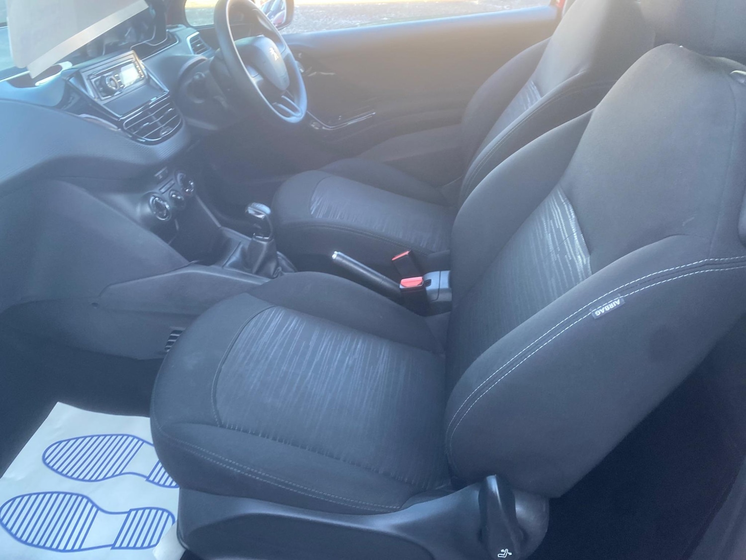 Used Peugeot 208 2016 for sale - 76551030: Photo 26