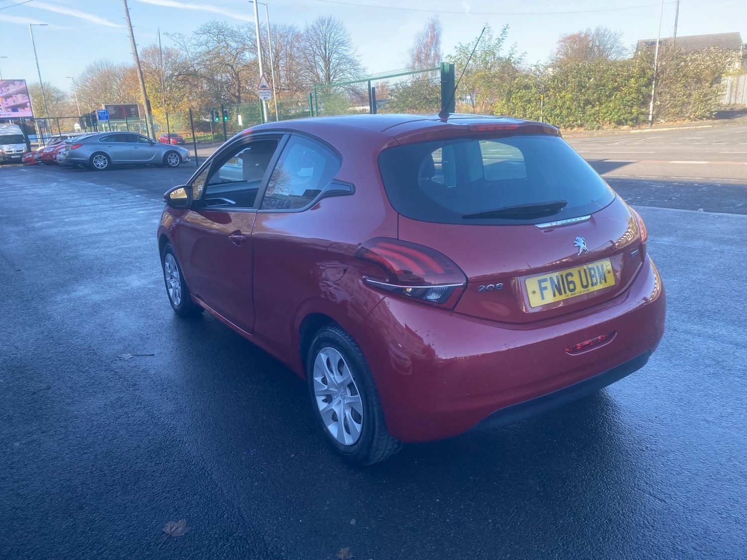 Used Peugeot 208 2016 for sale - 76551030: Photo 38