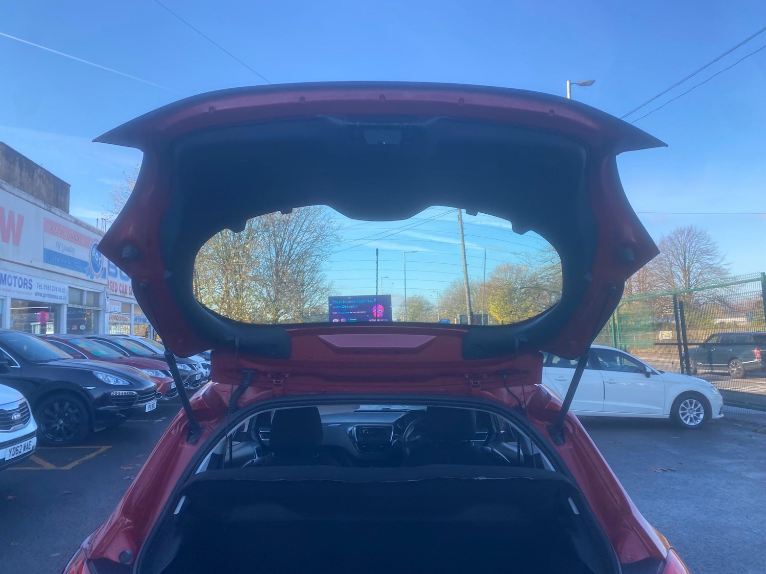 Used Peugeot 208 2016 for sale - 76551030: Photo 44