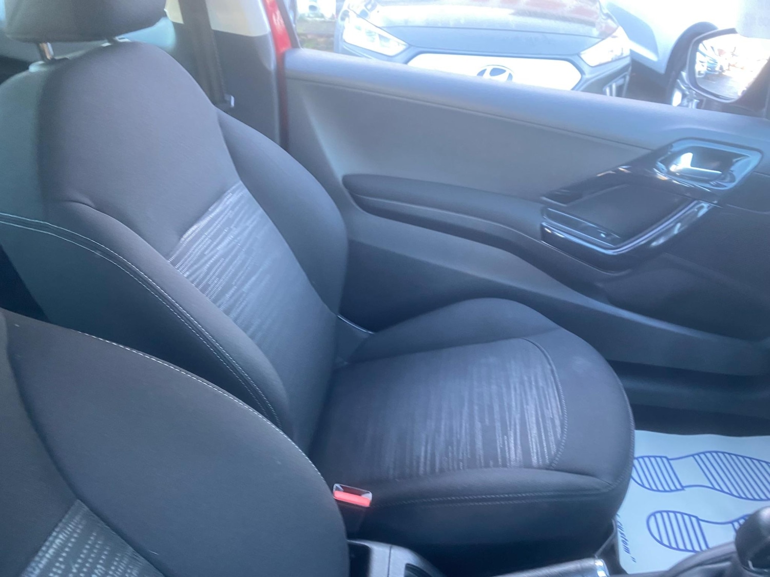 Used Peugeot 208 2016 for sale - 76551030: Photo 51