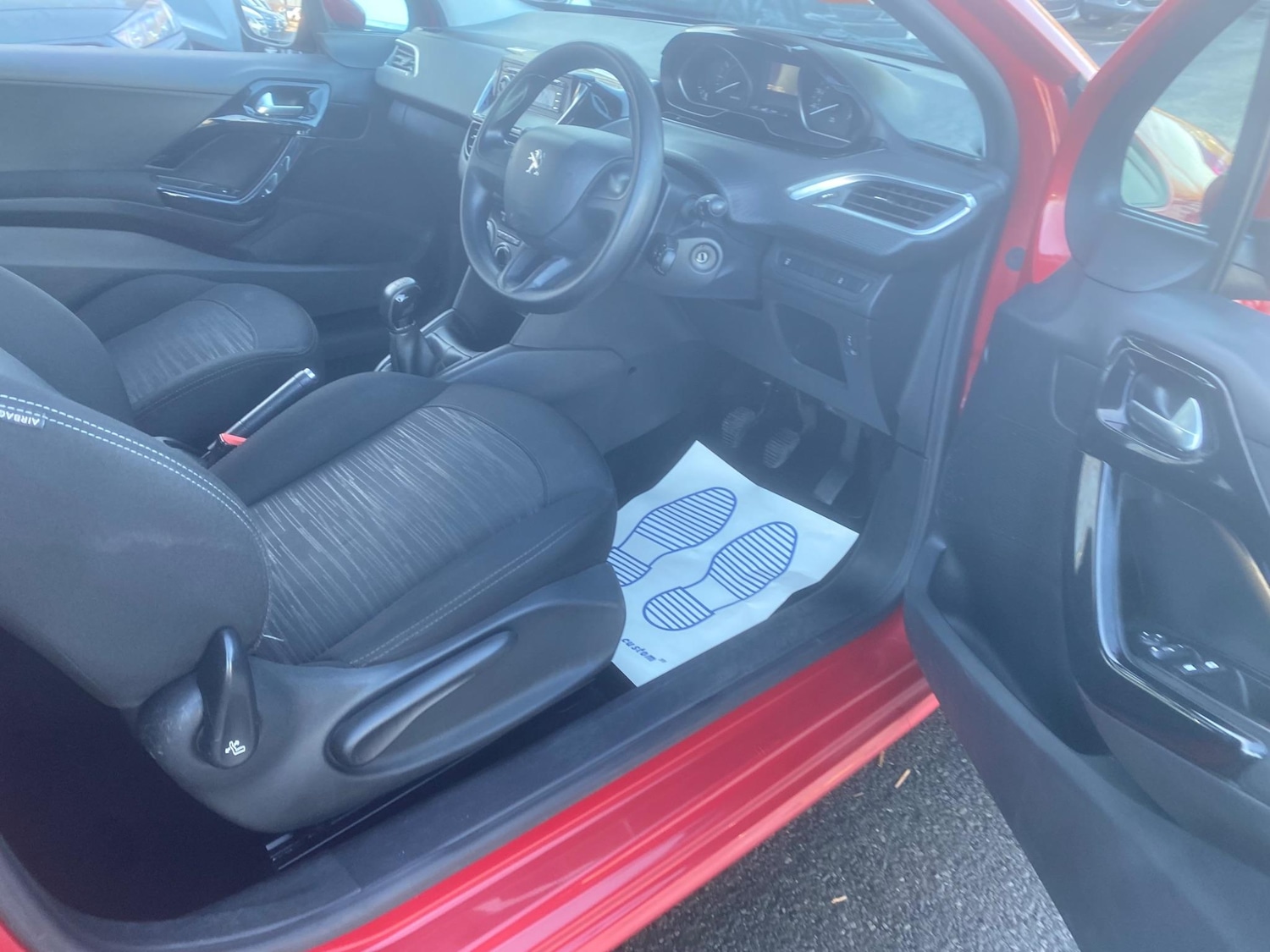 Used Peugeot 208 2016 for sale - 76551030: Photo 62