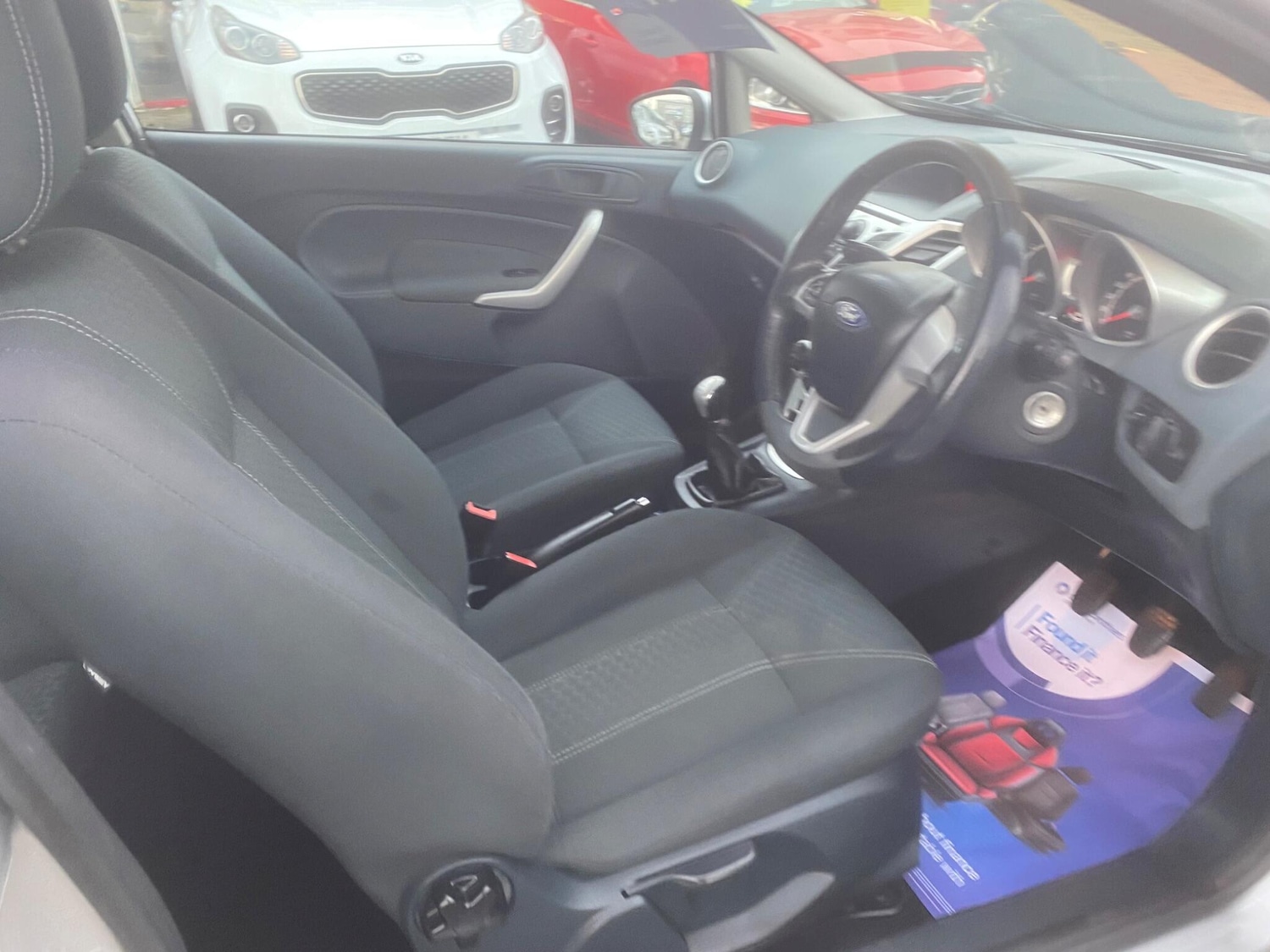 Used Ford Fiesta 2011 for sale - 76550233: Photo 24