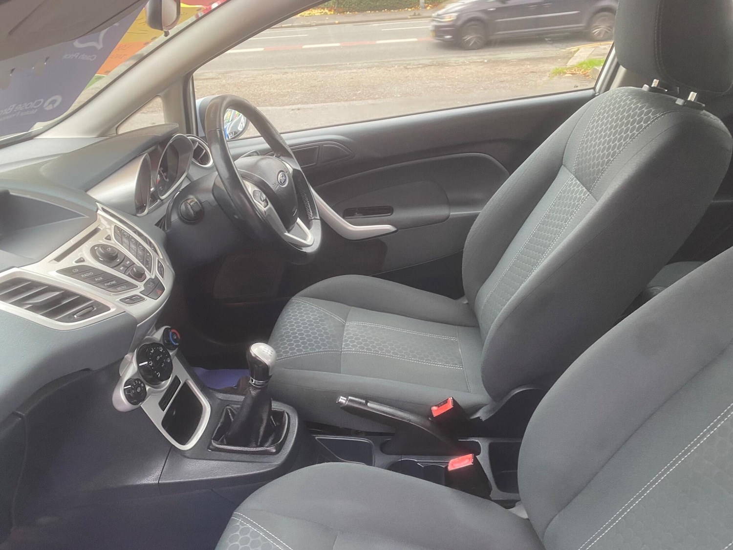 Used Ford Fiesta 2011 for sale - 76550233: Photo 41