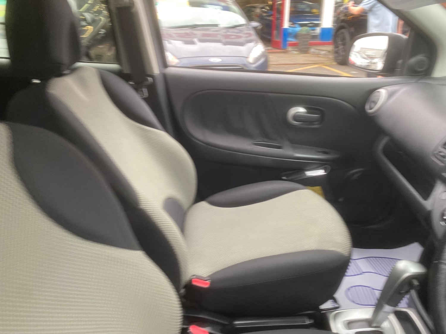 Used Nissan Note 2011 for sale - 76549822: Photo 59