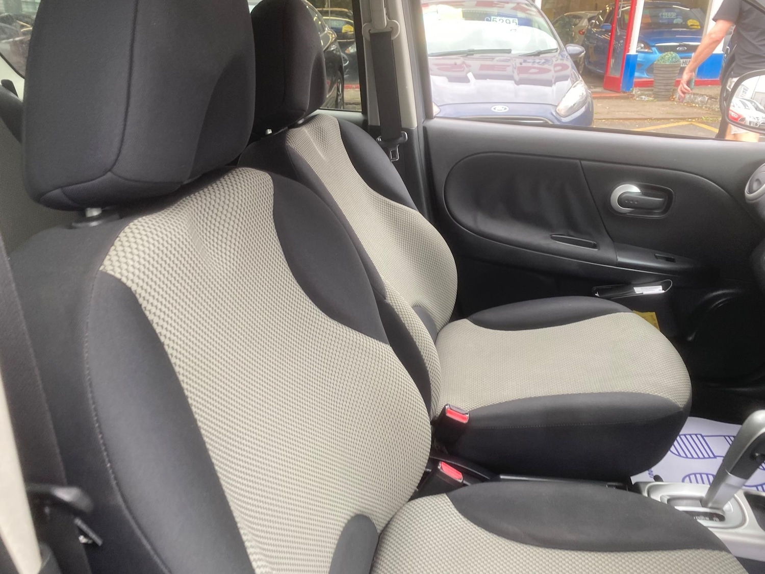 Used Nissan Note 2011 for sale - 76549822: Photo 64