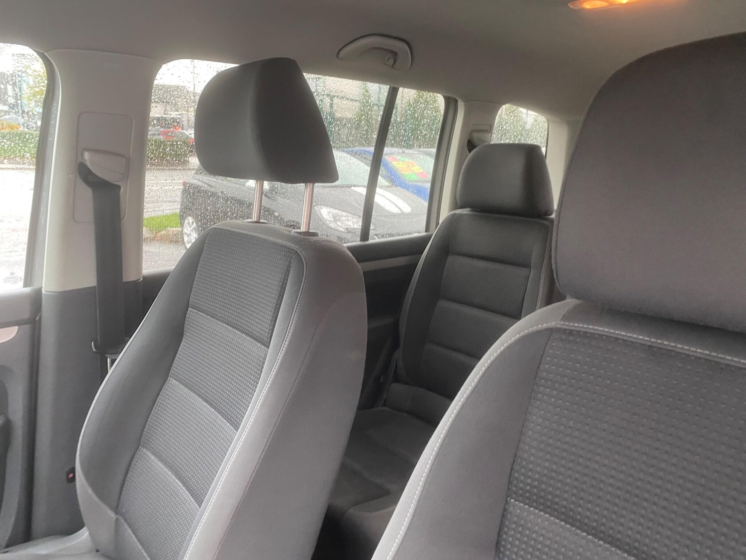 Used Volkswagen Touran 2009 for sale - 76550604: Photo 13