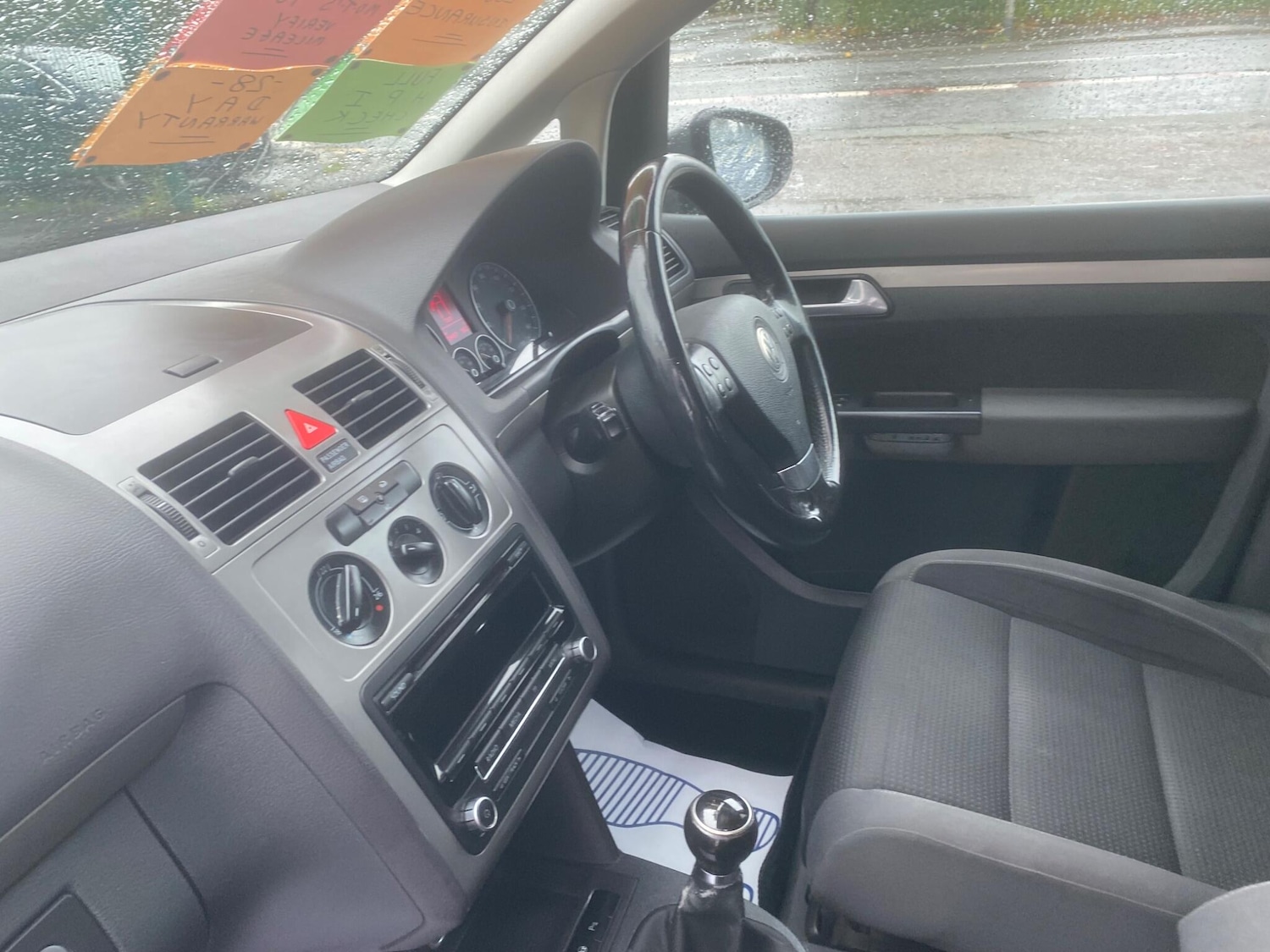 Used Volkswagen Touran 2009 for sale - 76550604: Photo 18