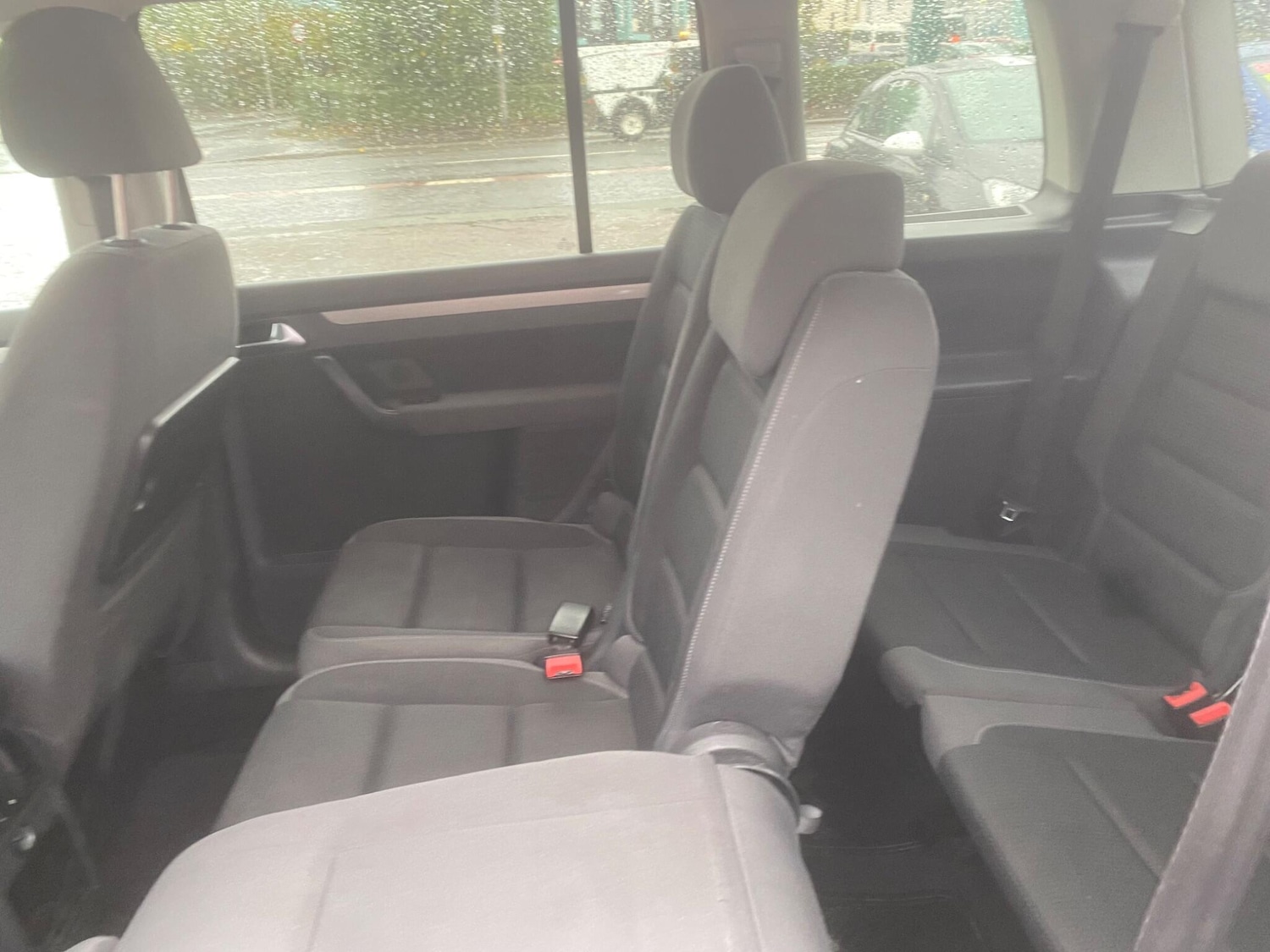 Used Volkswagen Touran 2009 for sale - 76550604: Photo 36