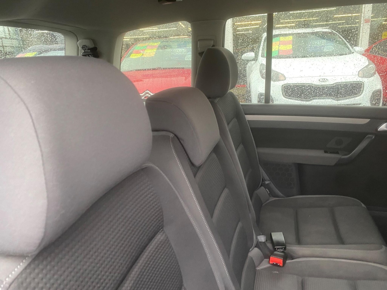 Used Volkswagen Touran 2009 for sale - 76550604: Photo 49