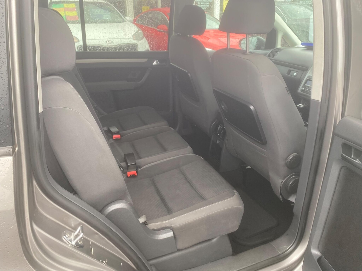 Used Volkswagen Touran 2009 for sale - 76550604: Photo 52