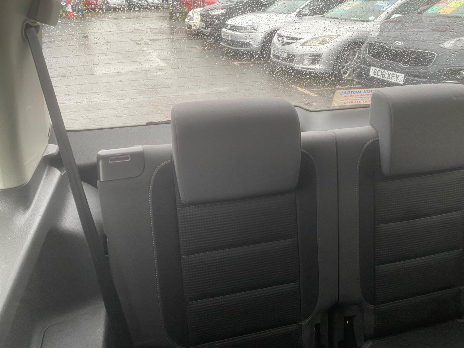 Used Volkswagen Touran 2009 for sale - 76550604: Photo 55