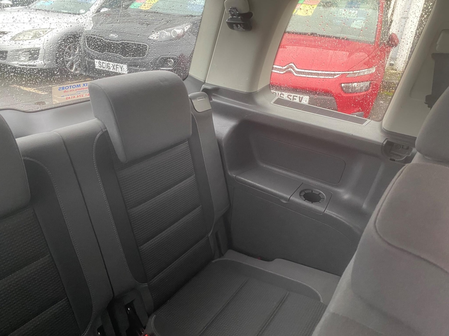 Used Volkswagen Touran 2009 for sale - 76550604: Photo 56