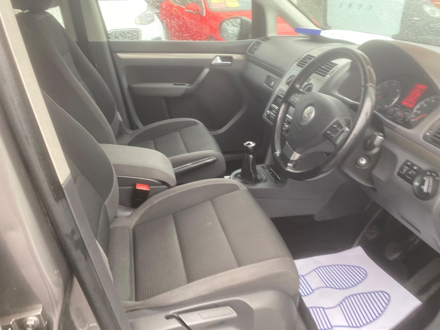 Used Volkswagen Touran 2009 for sale - 76550604: Photo 66