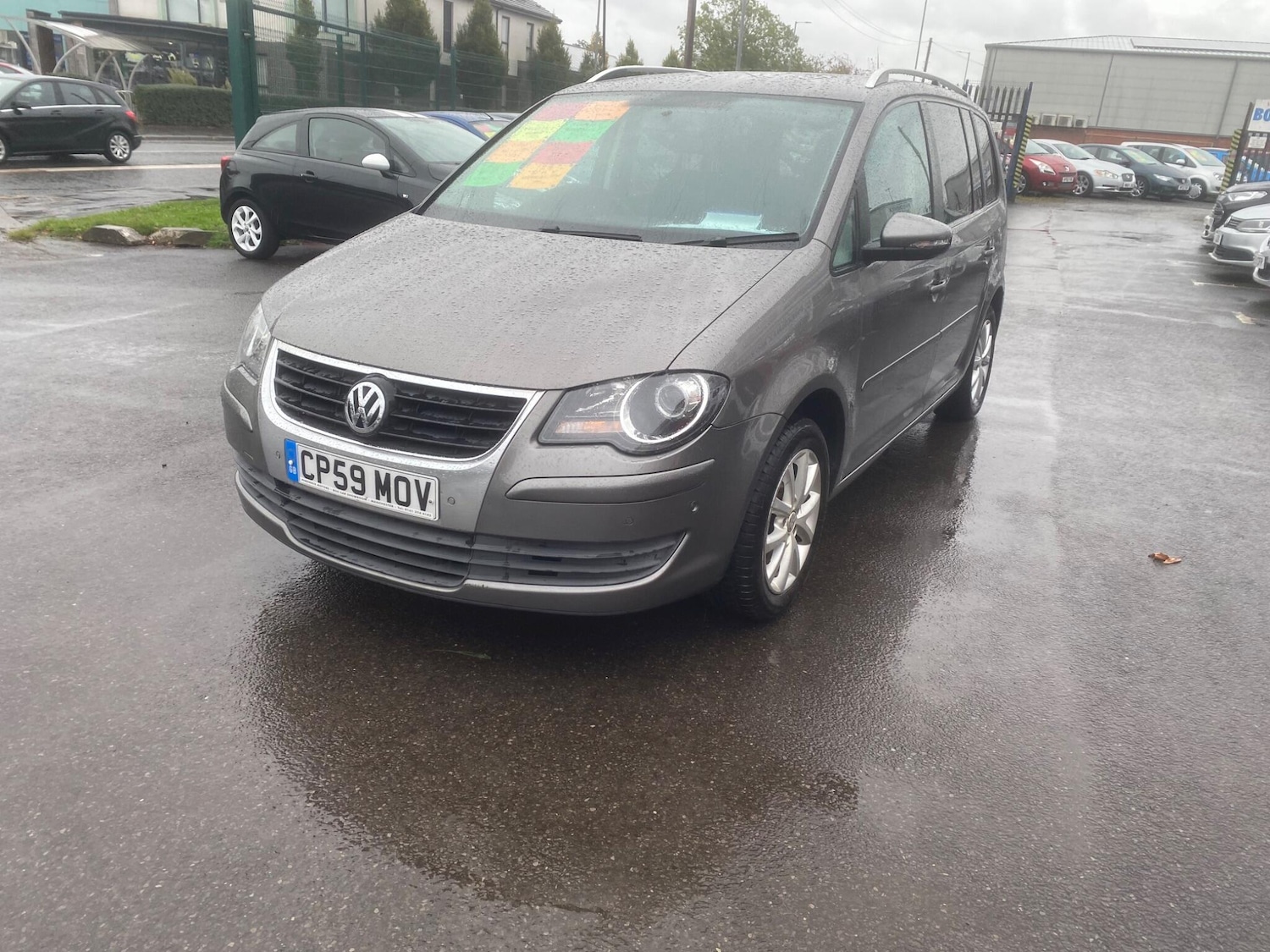 Used Volkswagen Touran 2009 for sale - 76550604: Photo 85