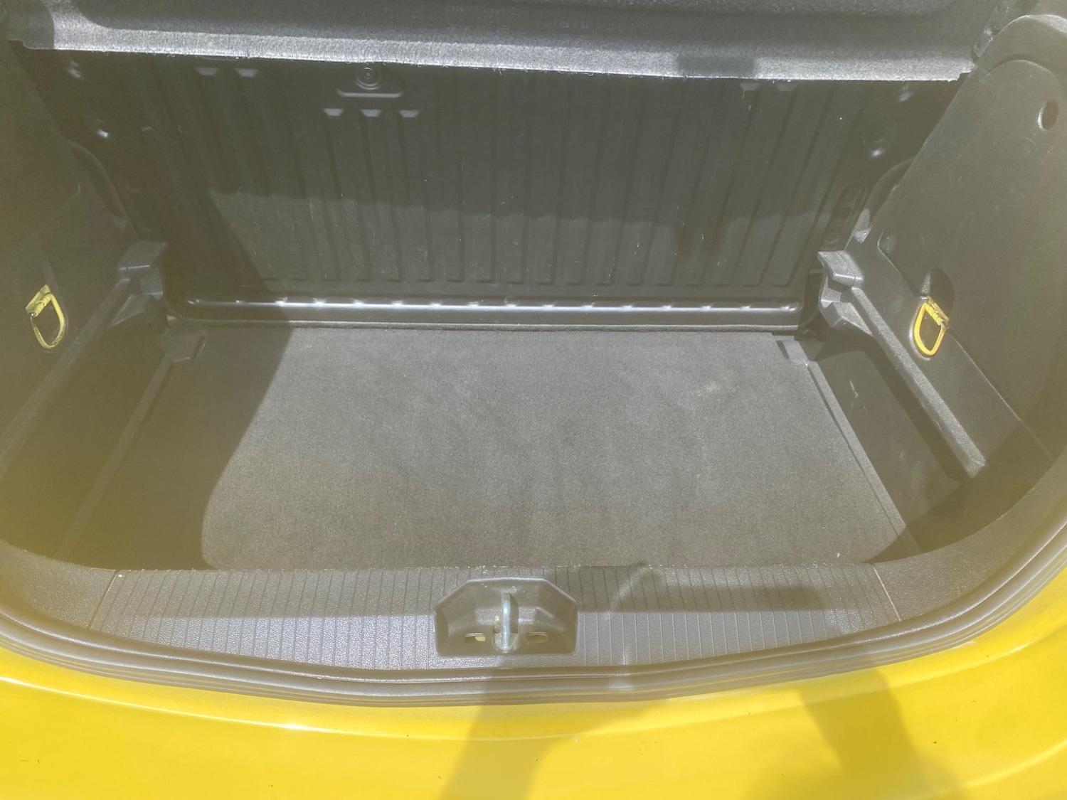 Used Vauxhall Corsa 2015 for sale - 76550037: Photo 37