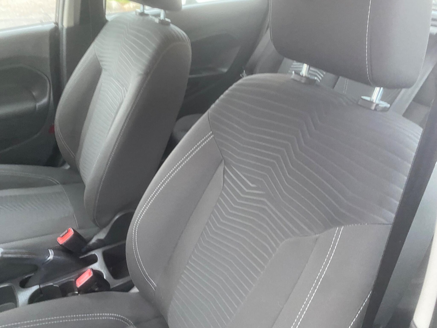 Used Ford Fiesta 2016 for sale - 77040428: Photo 33