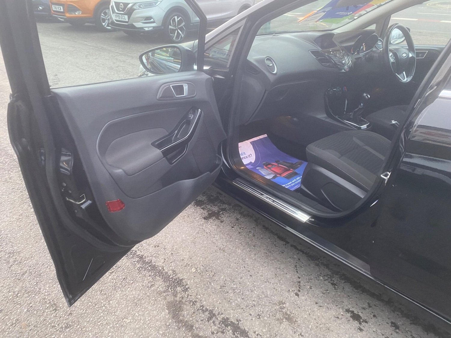 Used Ford Fiesta 2016 for sale - 77040428: Photo 41