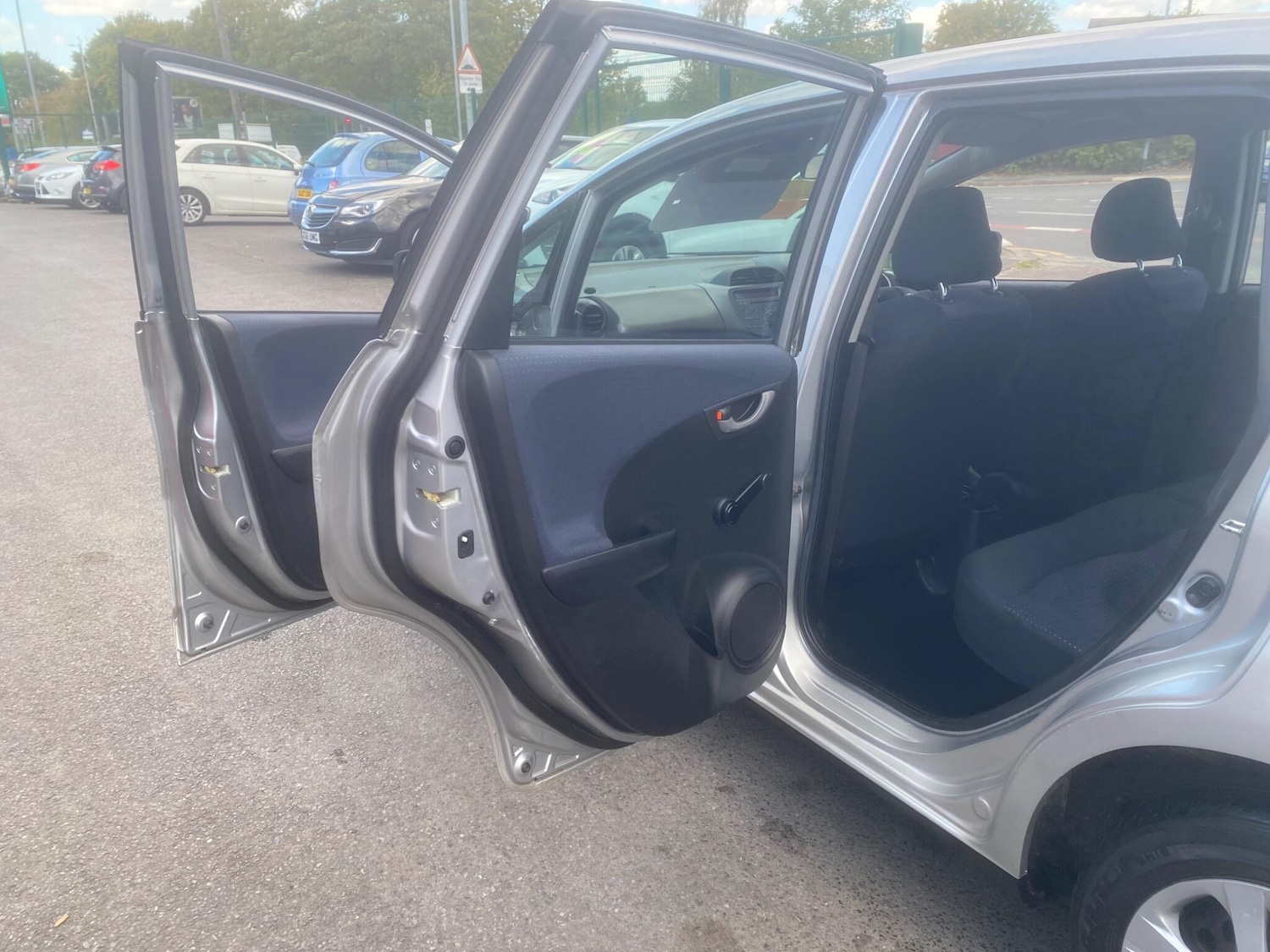 Used Honda Jazz 2010 for sale - 76988378: Photo 35