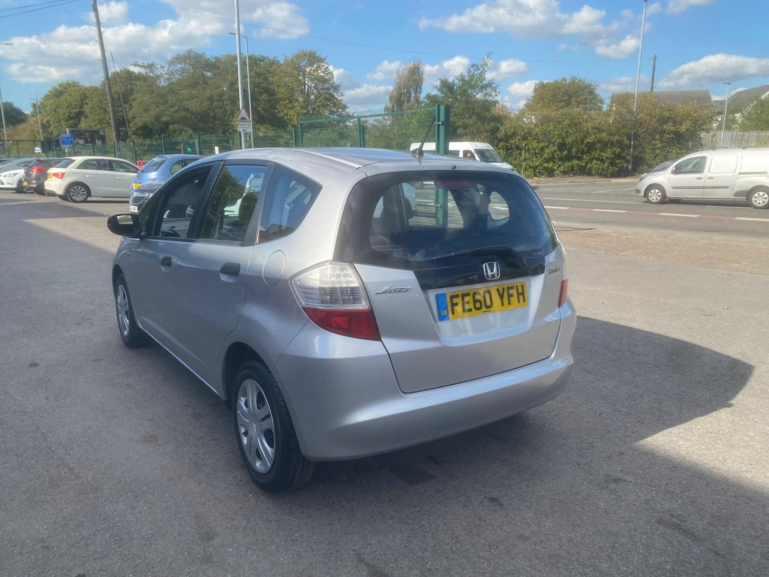 Used Honda Jazz 2010 for sale - 76988378: Photo 76