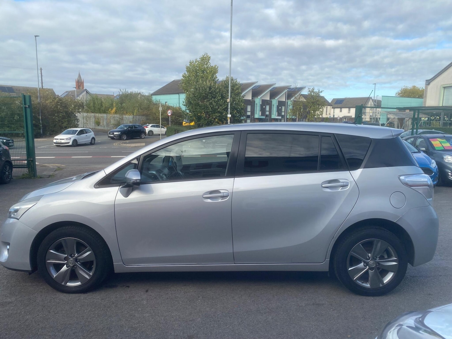 Used Toyota Verso 2014 for sale - 76992050: Photo 14