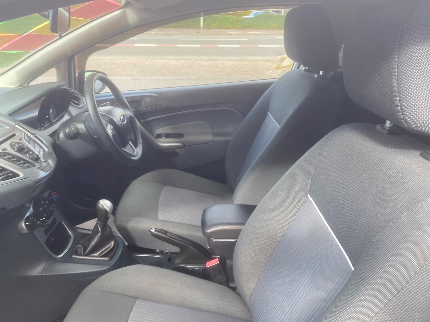 Used Ford Fiesta 2011 for sale - 76549410: Photo 21