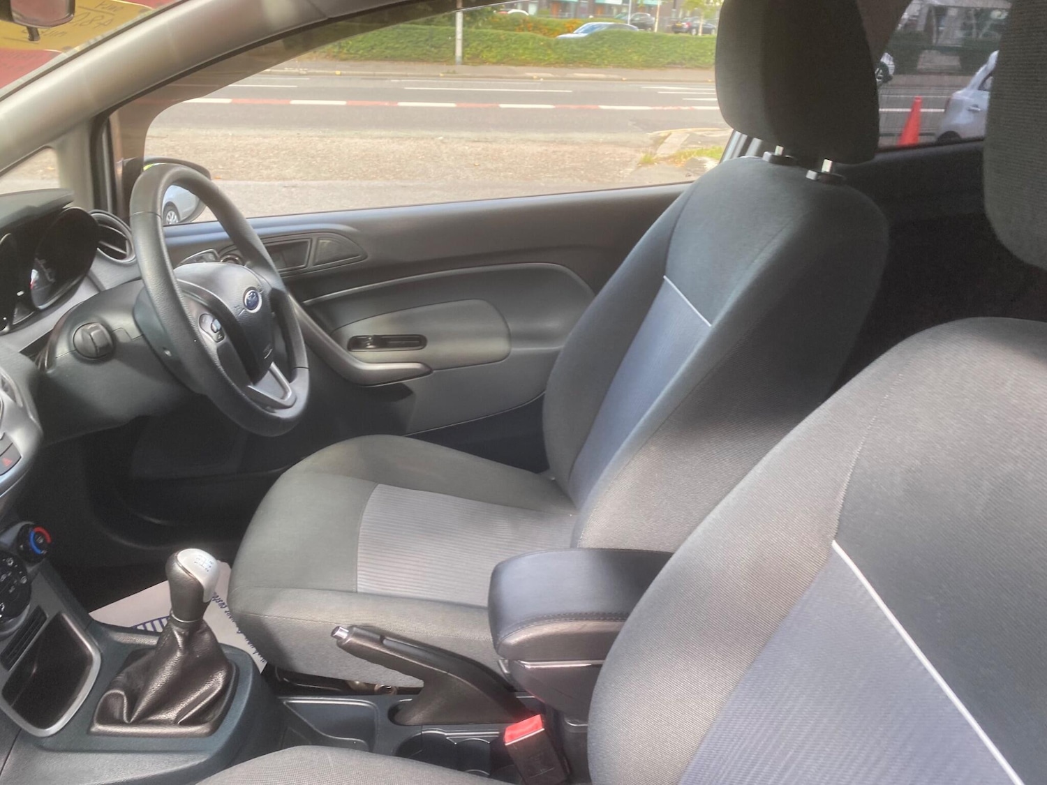 Used Ford Fiesta 2011 for sale - 76549410: Photo 22