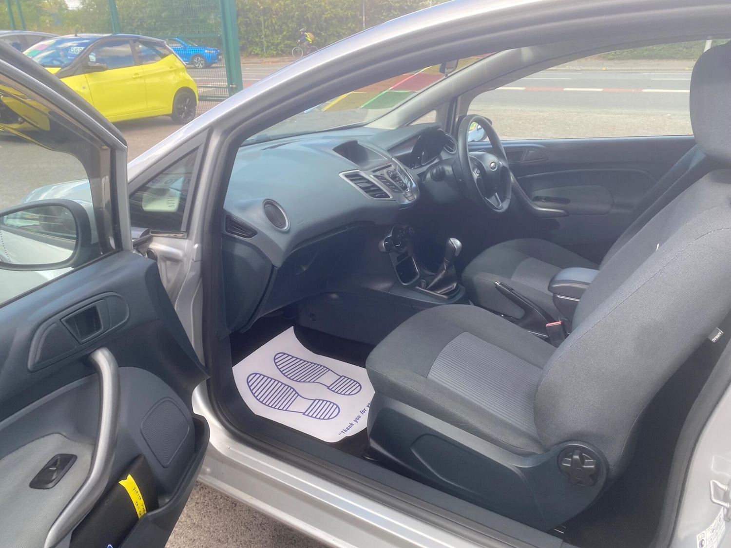 Used Ford Fiesta 2011 for sale - 76549410: Photo 25