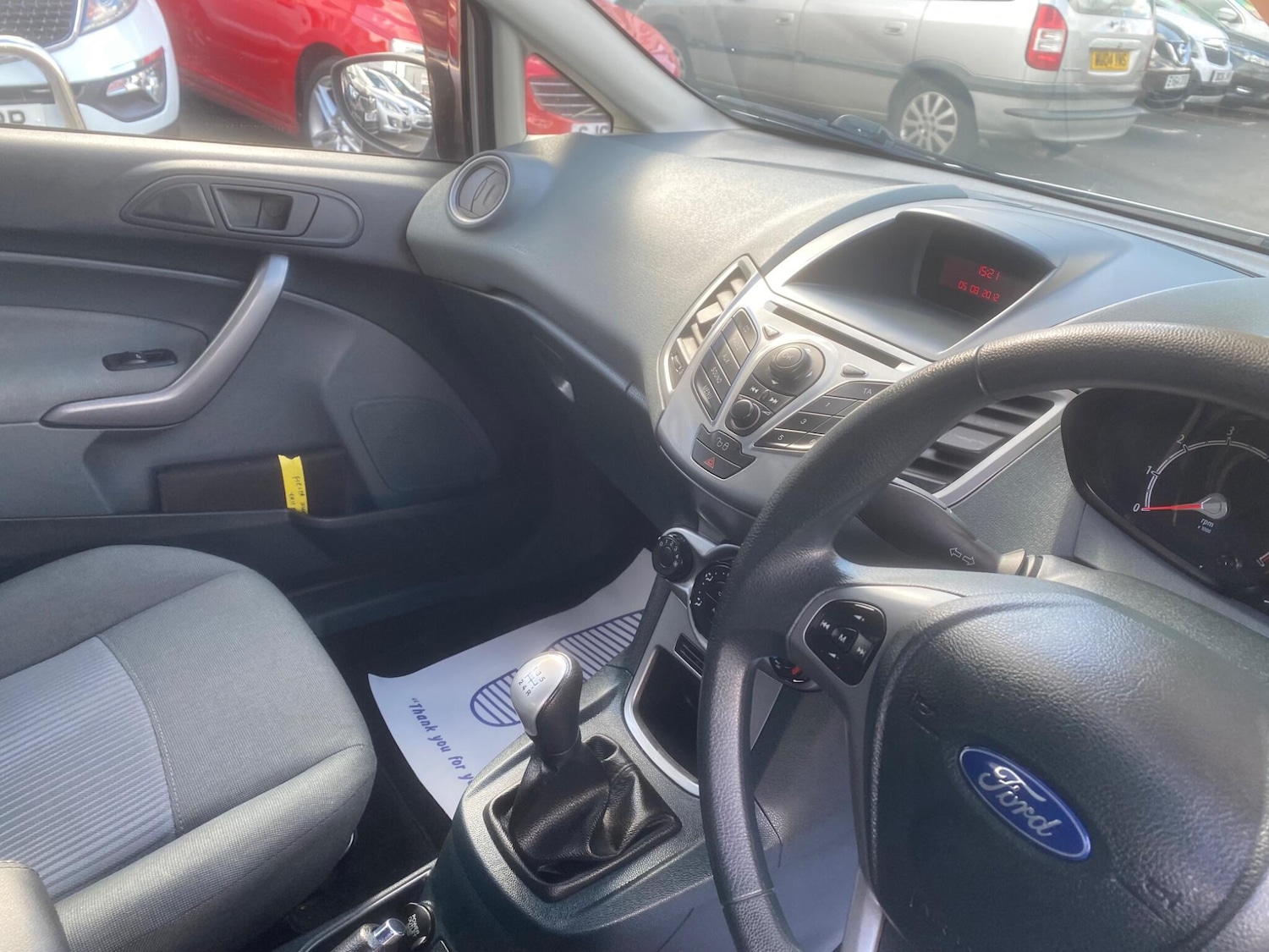Used Ford Fiesta 2011 for sale - 76549410: Photo 53