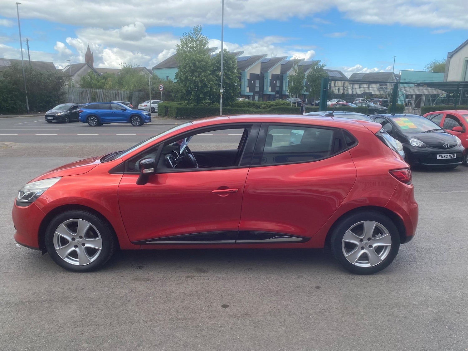 Used Renault Clio 2014 for sale - 76549291: Photo 11