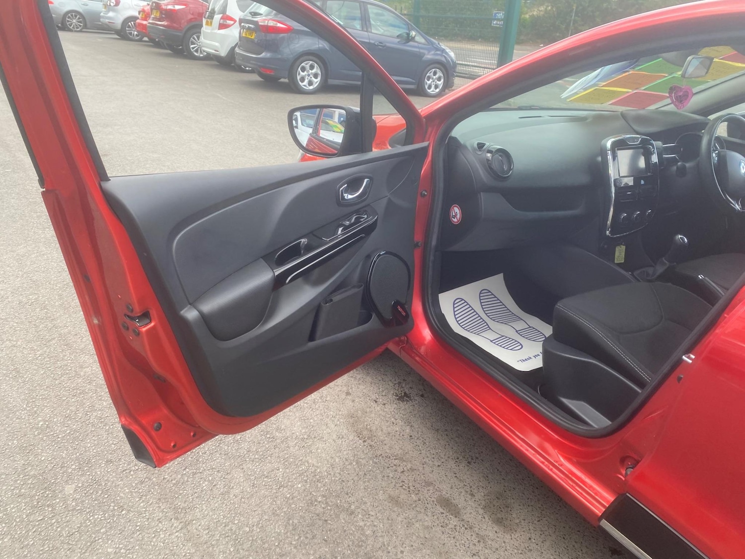 Used Renault Clio 2014 for sale - 76549291: Photo 23