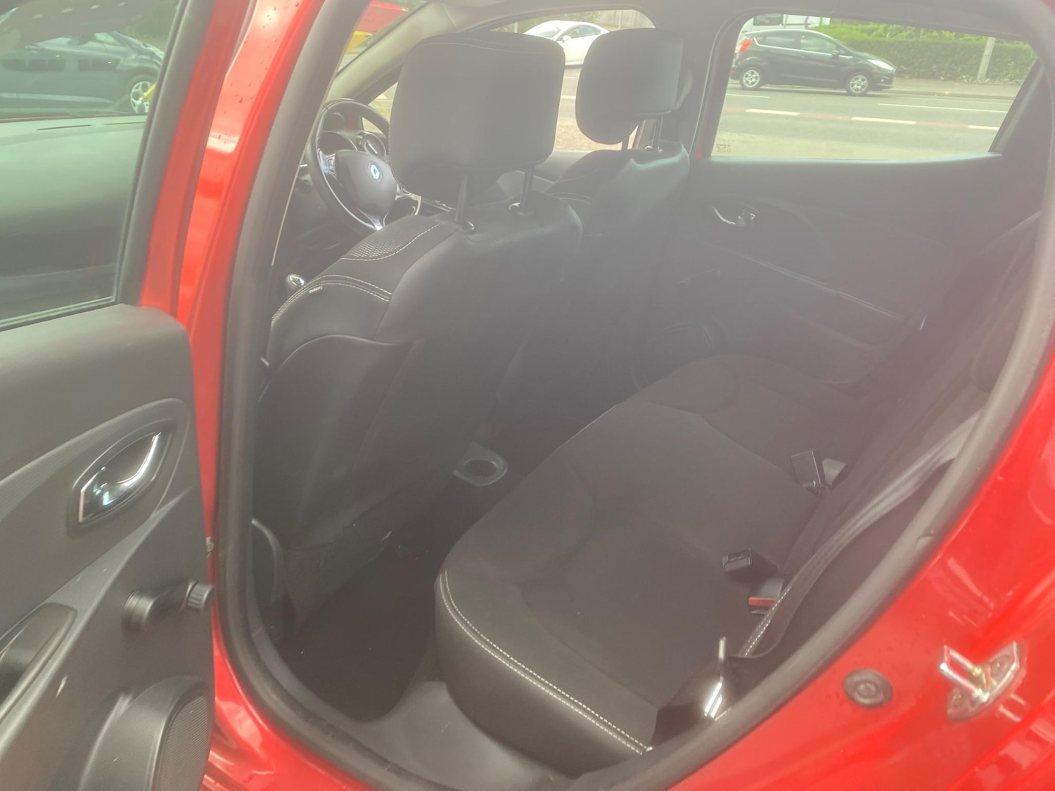 Used Renault Clio 2014 for sale - 76549291: Photo 31