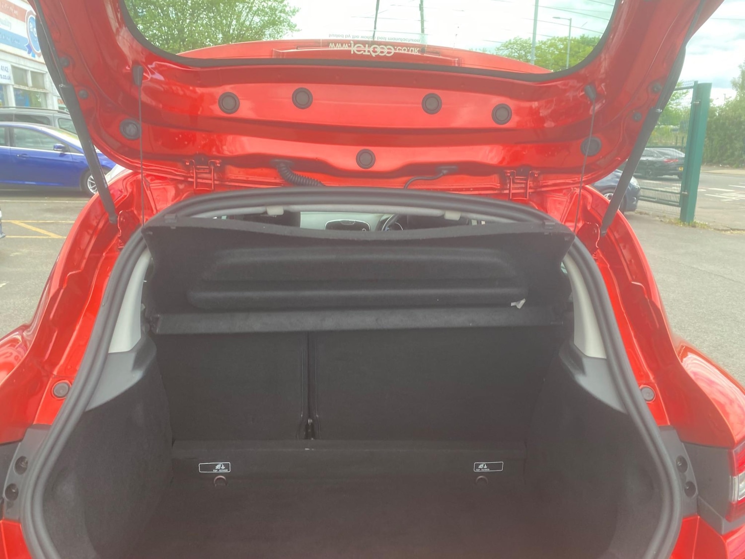 Used Renault Clio 2014 for sale - 76549291: Photo 39