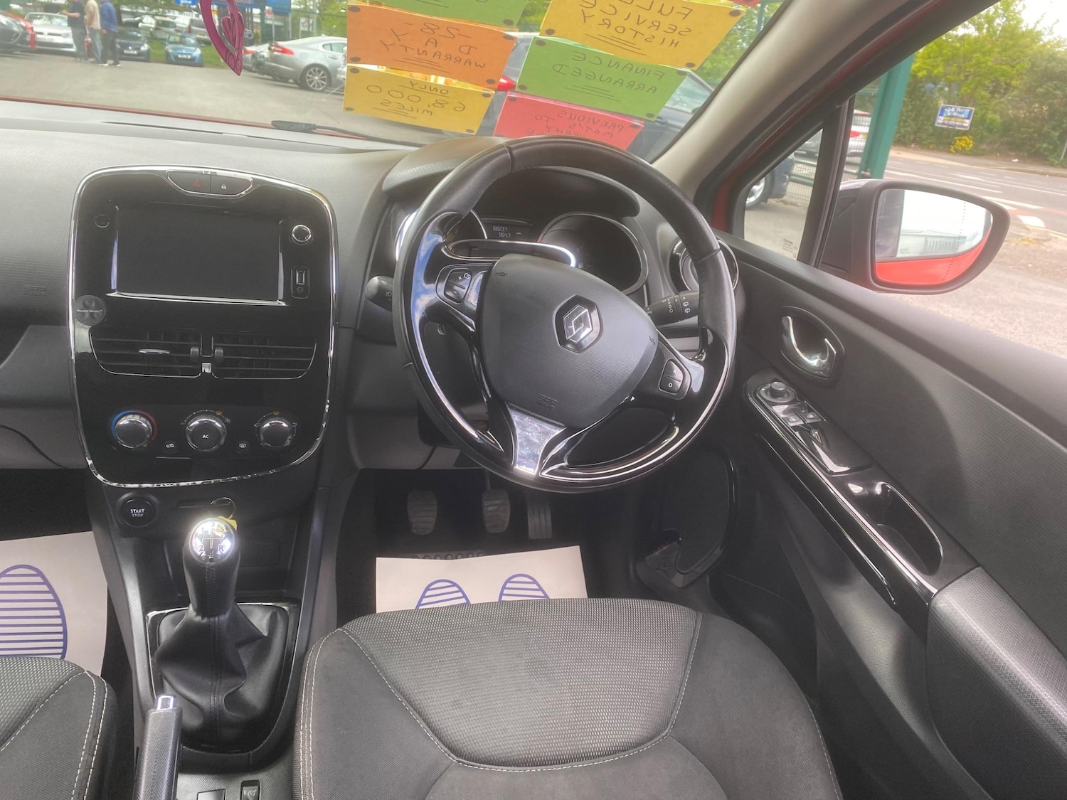 Used Renault Clio 2014 for sale - 76549291: Photo 47