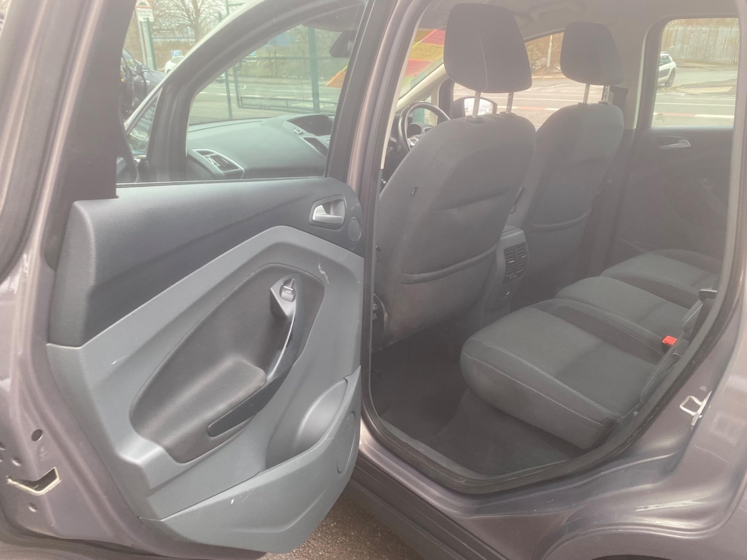 Used Ford C-Max 2015 for sale - 76549451: Photo 25