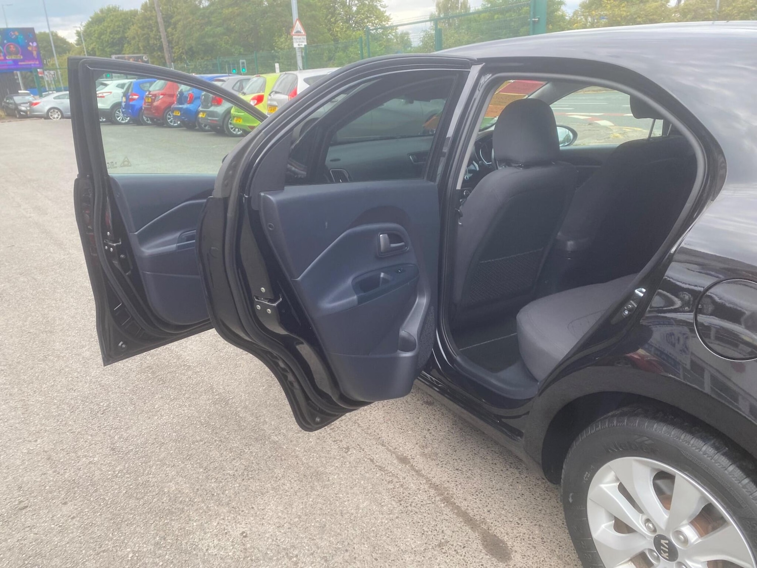 Used Kia Rio for sale - 76549280: Photo 27