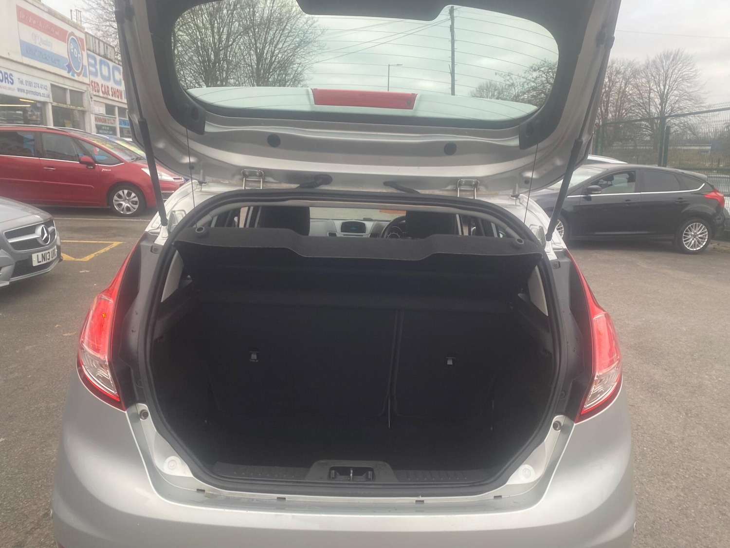 Used Ford Fiesta 2014 for sale - 77040100: Photo 31