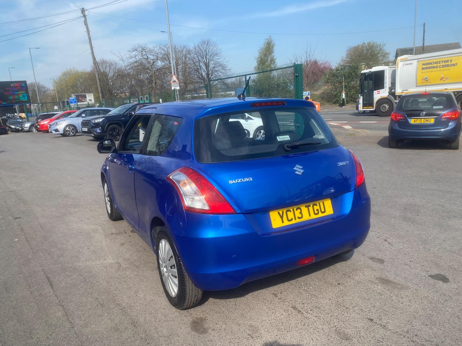 Used Suzuki Swift 2013 for sale - 76550683: Photo 35