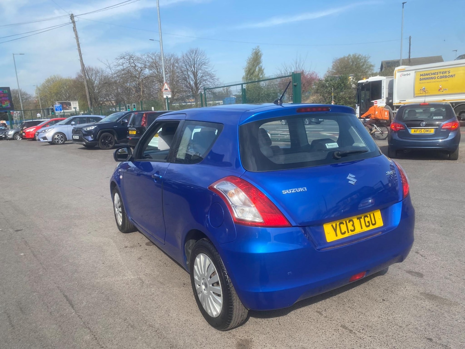 Used Suzuki Swift 2013 for sale - 76550683: Photo 36