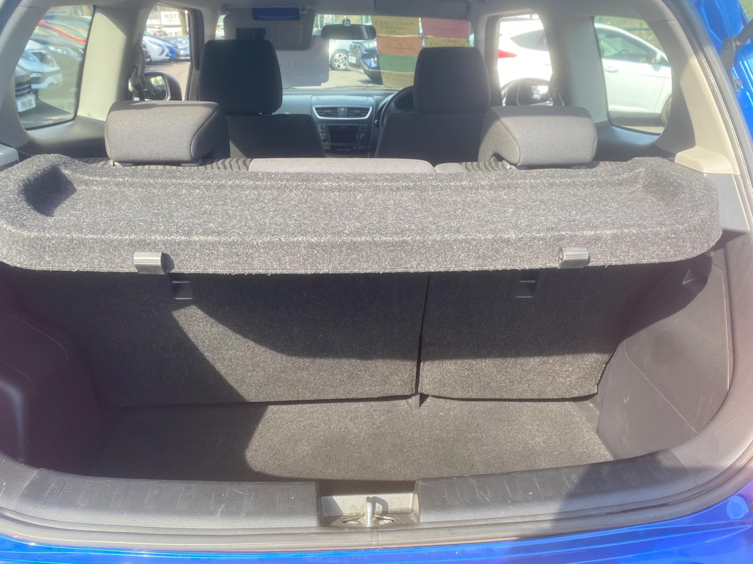 Used Suzuki Swift 2013 for sale - 76550683: Photo 38