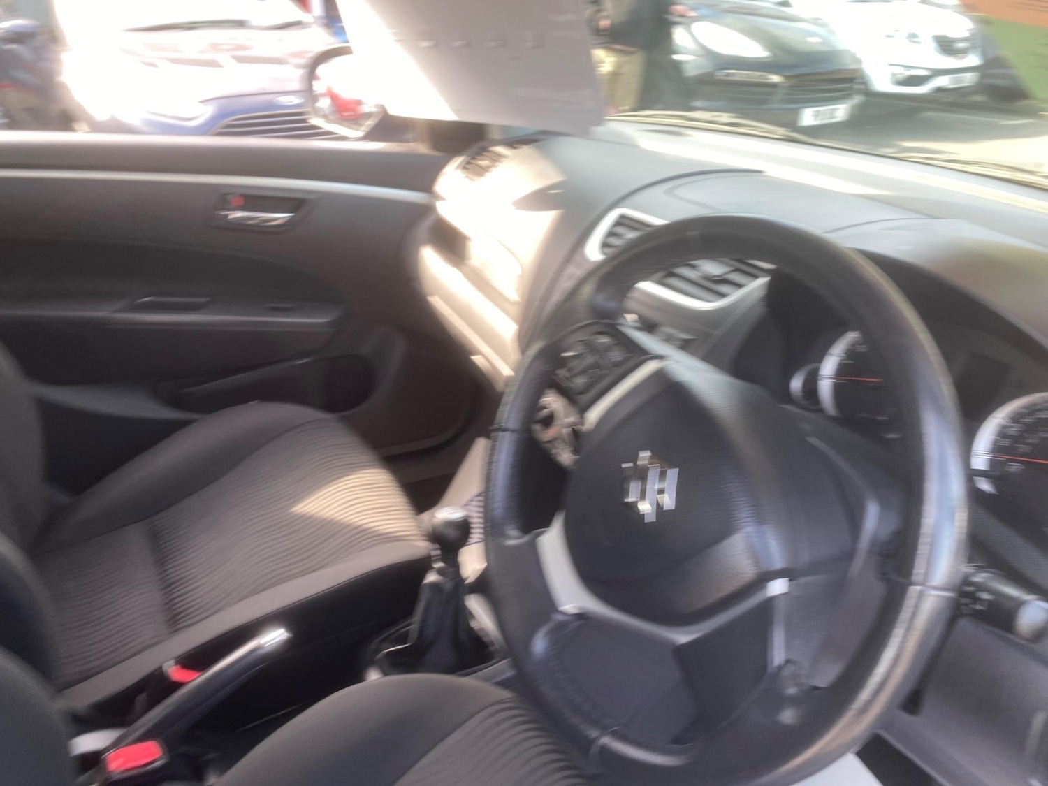 Used Suzuki Swift 2013 for sale - 76550683: Photo 57