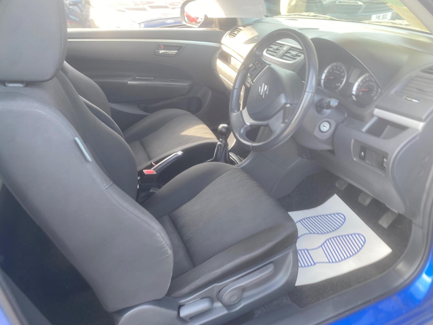 Used Suzuki Swift 2013 for sale - 76550683: Photo 60