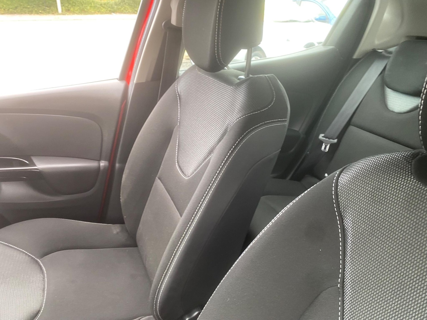 Used Renault Clio 2015 for sale - 76549275: Photo 16