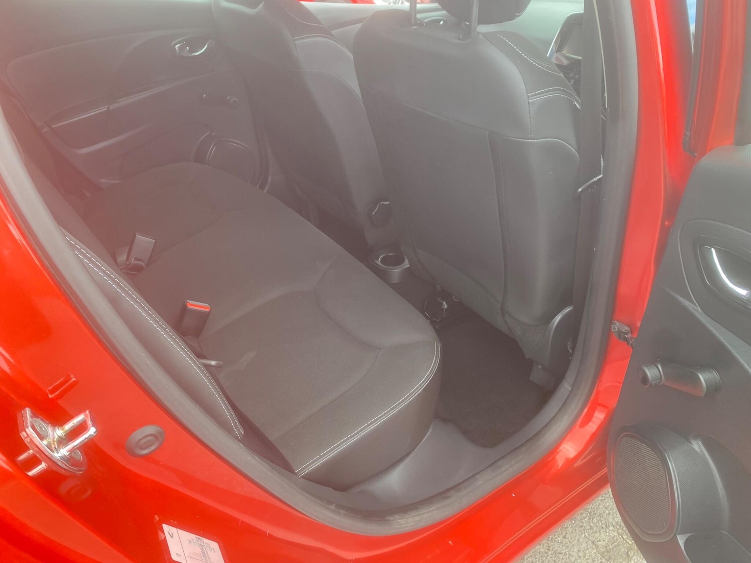 Used Renault Clio 2015 for sale - 76549275: Photo 46