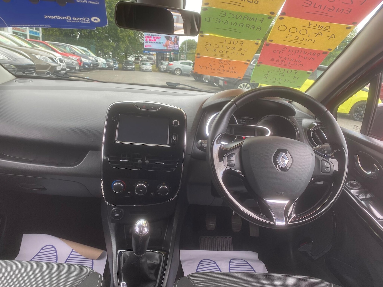 Used Renault Clio 2015 for sale - 76549275: Photo 51