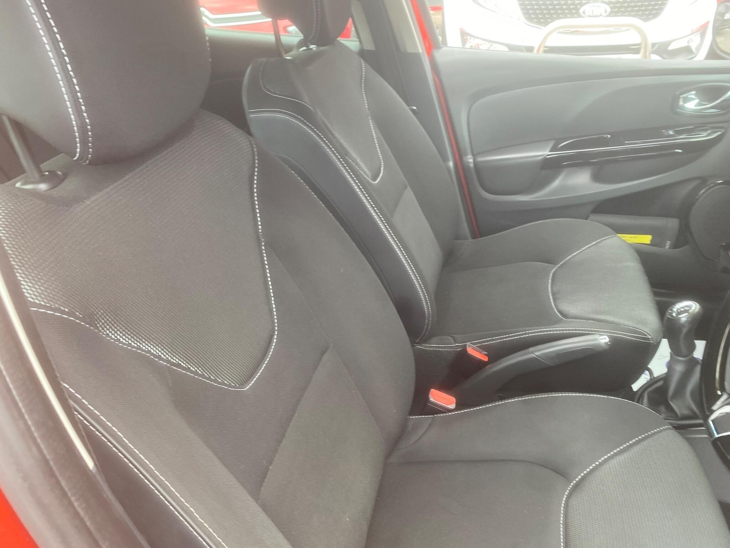 Used Renault Clio 2015 for sale - 76549275: Photo 61