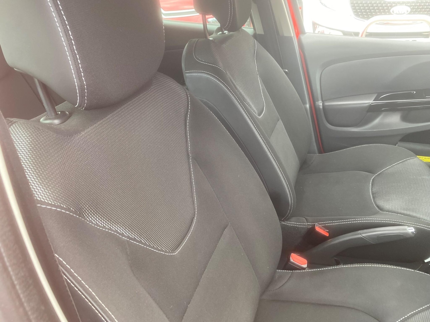 Used Renault Clio 2015 for sale - 76549275: Photo 62