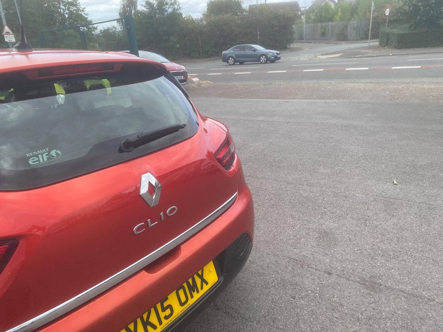 Used Renault Clio 2015 for sale - 76549275: Photo 69