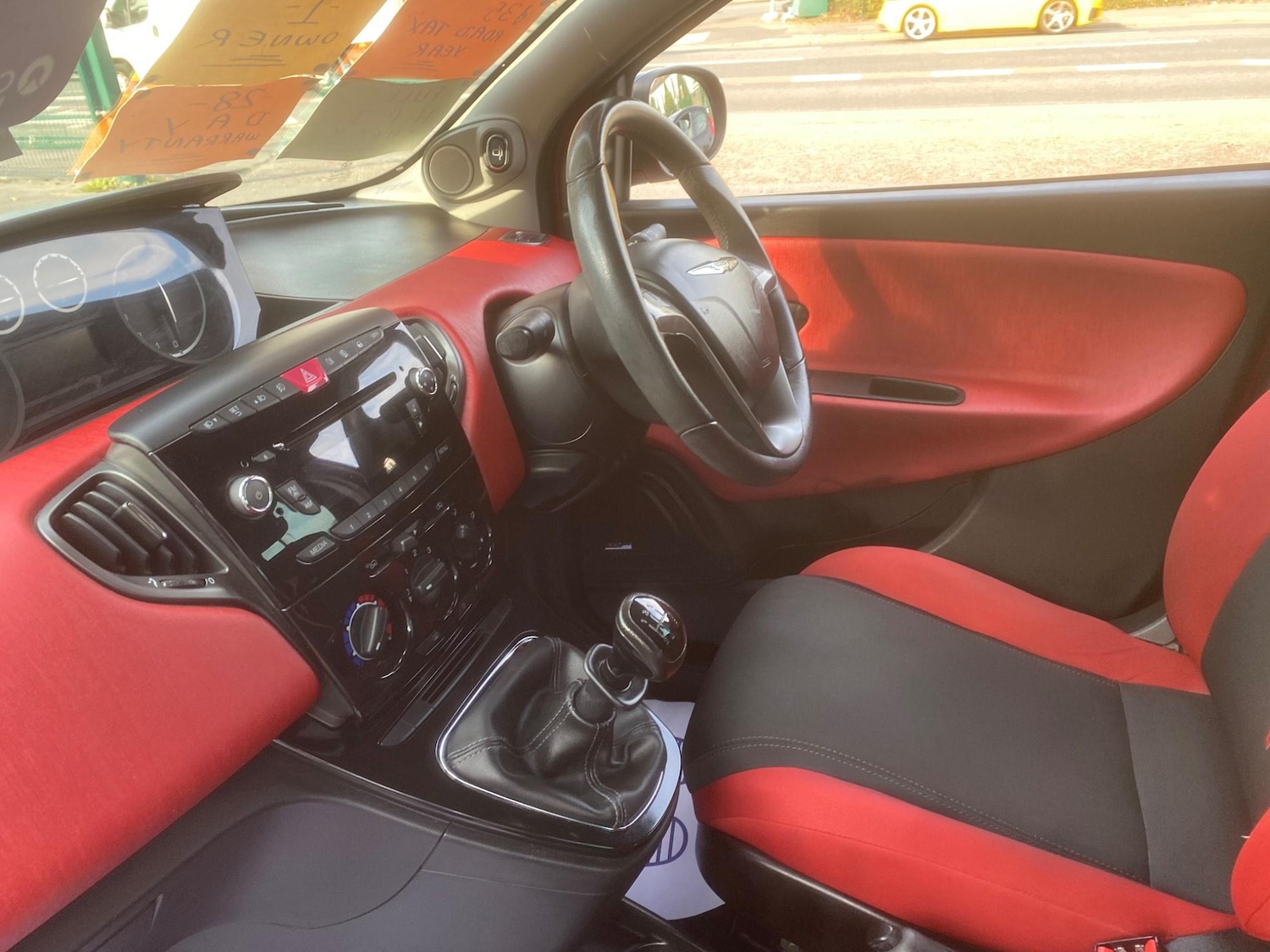 Used Chrysler Ypsilon 2013 for sale - 76550039: Photo 32