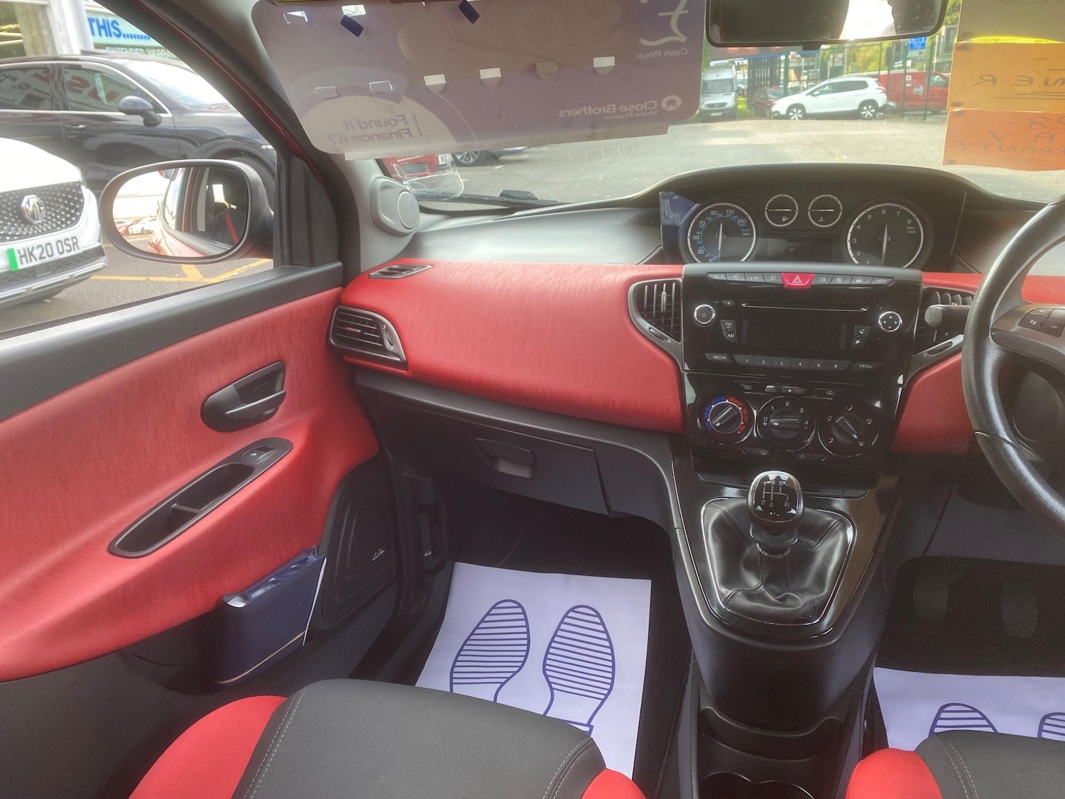 Used Chrysler Ypsilon 2013 for sale - 76550039: Photo 64