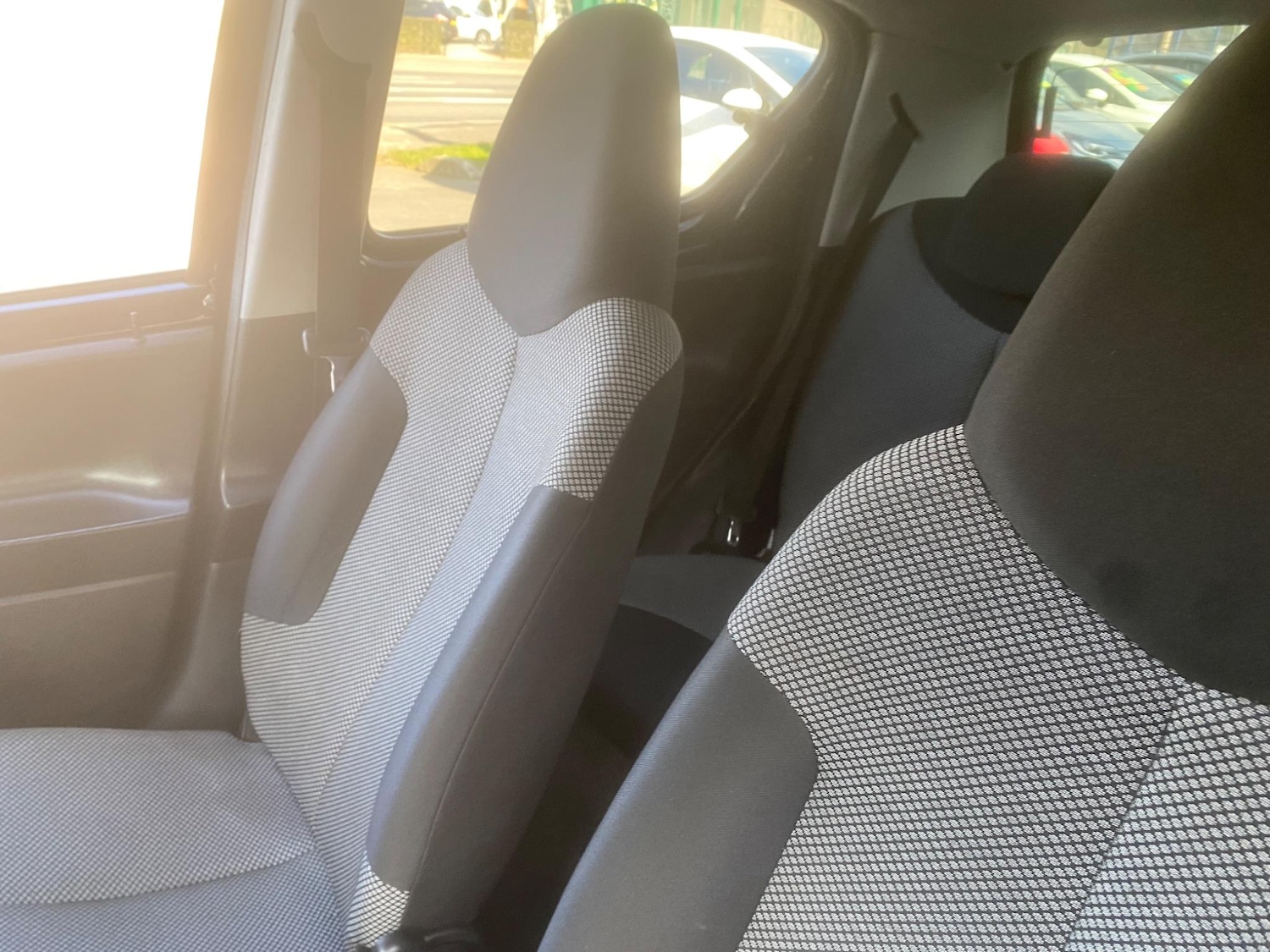 Used Toyota AYGO 2013 for sale - 76997710: Photo 14